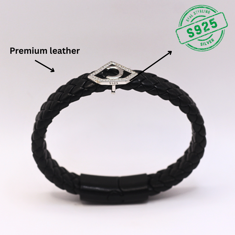 Leather alphabet(C) bracelet