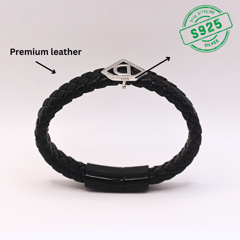 Leather alphabet(D) bracelet