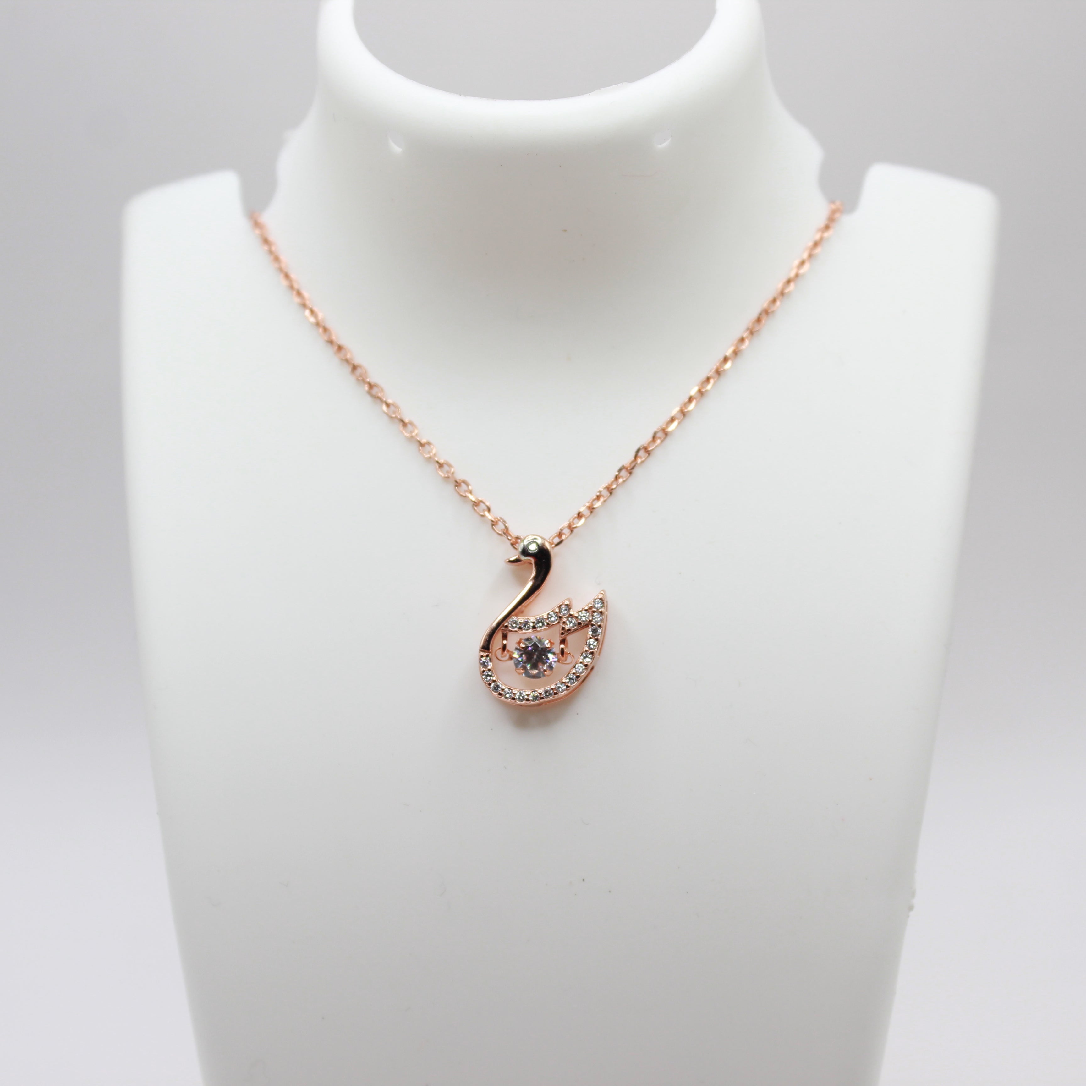 Reeva's 925 sterling silver Swan diamond Pandal with rose gold