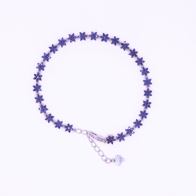 Reeva's 925 Sterling Silver Floral Diamond Bracelet