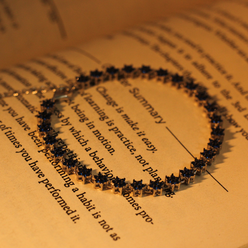 Reeva's 925 Sterling Silver Floral Diamond Bracelet