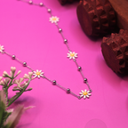 Reeva's 925 sterling silver White Flower Necklace
