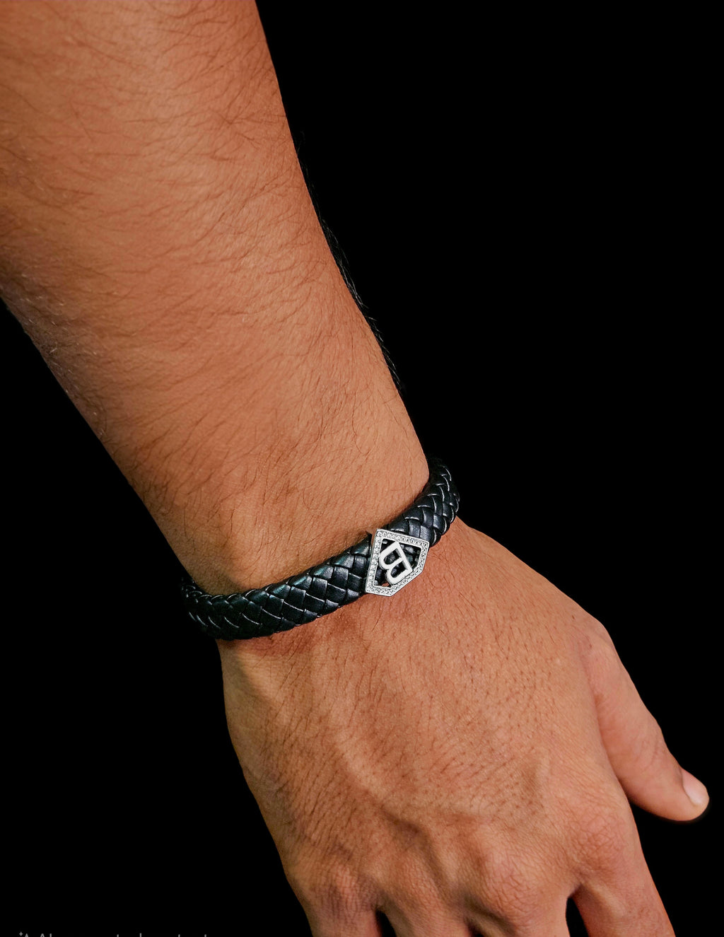 Leather alphabet(B) bracelet