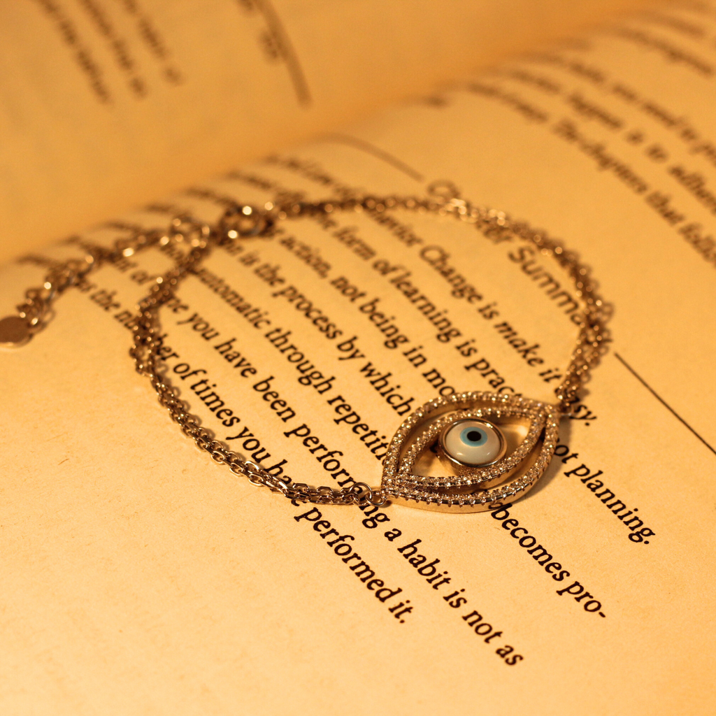 Reeva's 925 sterling silver Evil Eye Bracelet