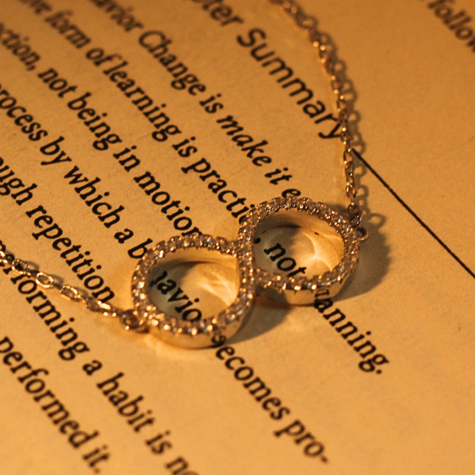 Reeva's 925 Sterling Silver Infinity Bracelet